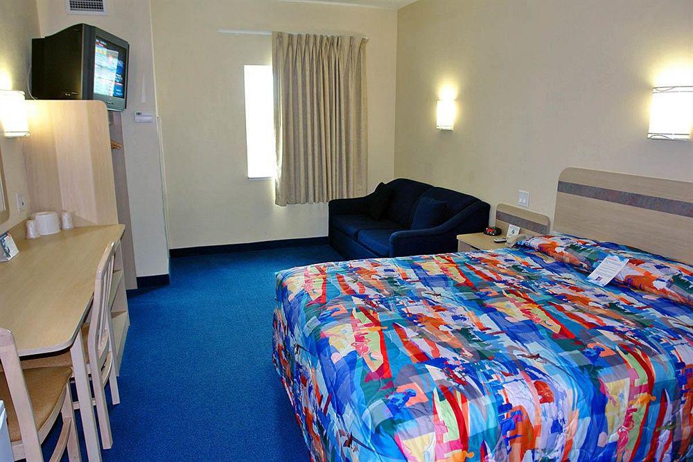 Motel 6-London, On - Ontario Bagian luar foto