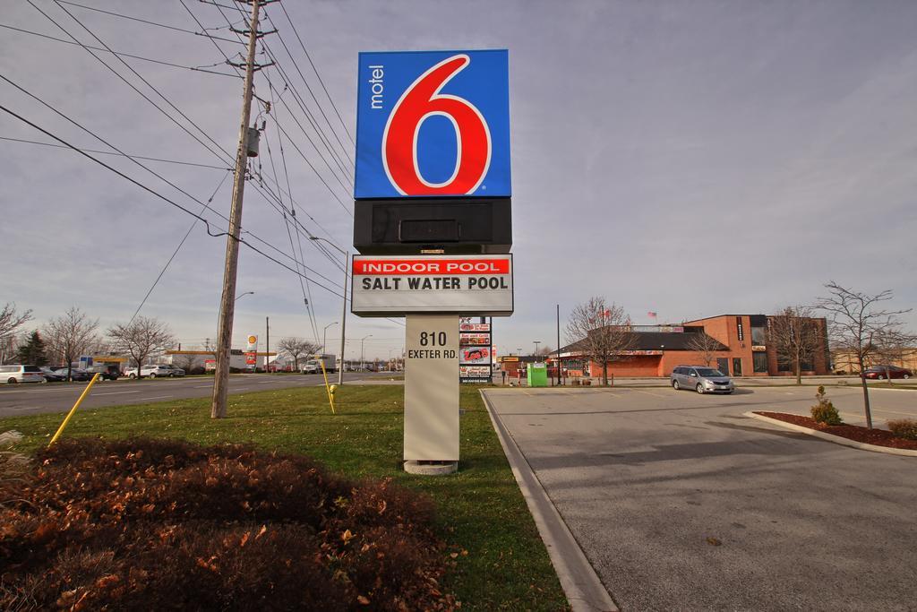 Motel 6-London, On - Ontario Bagian luar foto