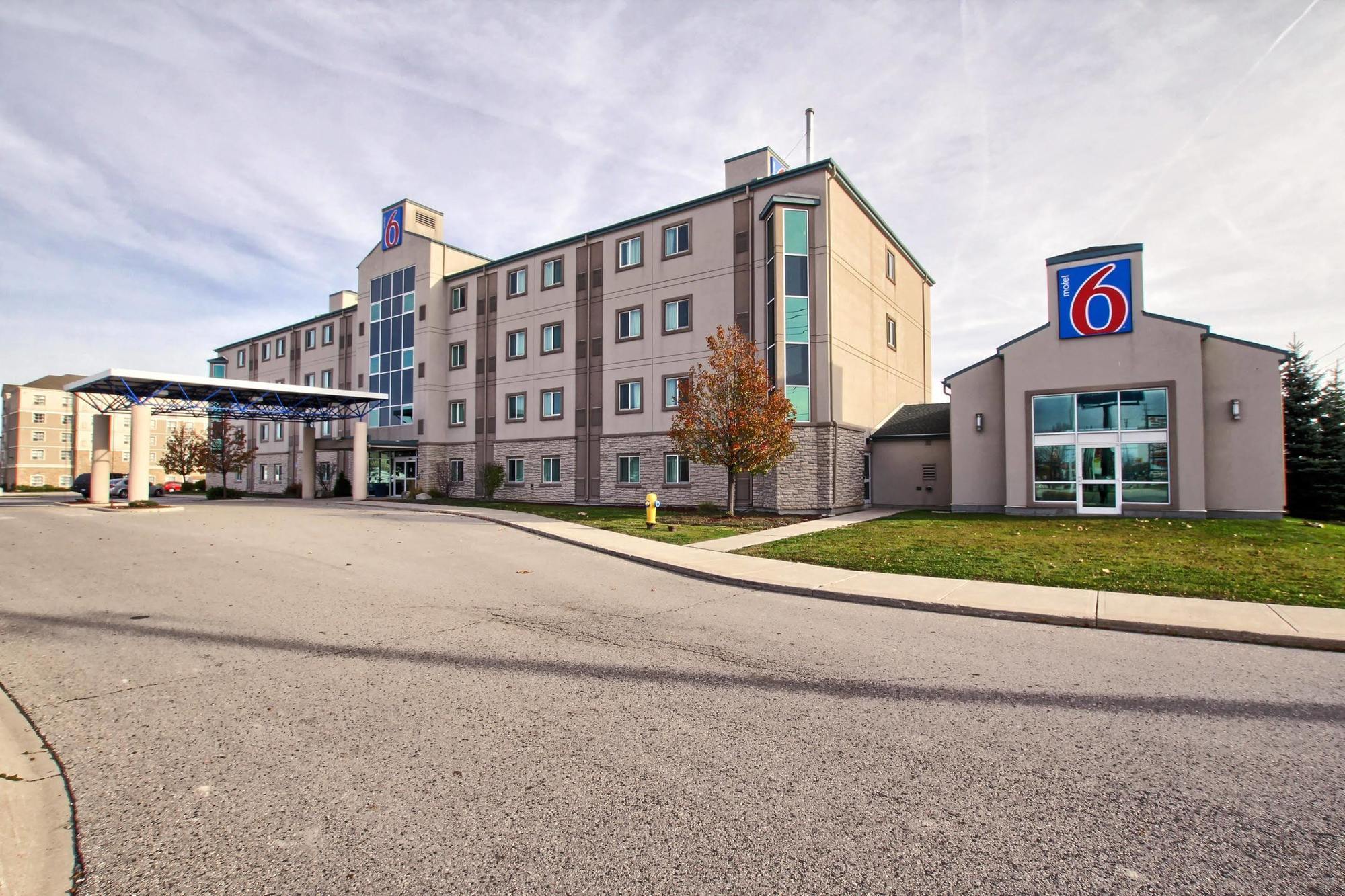 Motel 6-London, On - Ontario Bagian luar foto